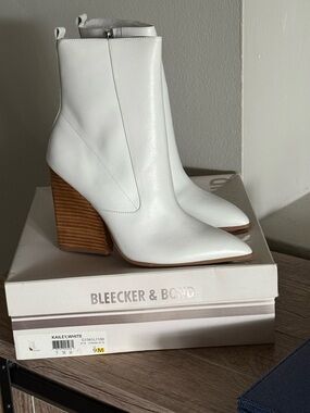 Bleecker & Bond Kailey White Leather Pointed Ankle Booties